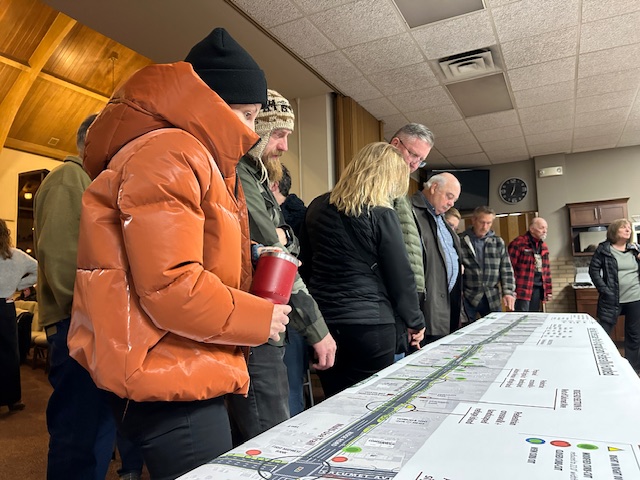 Civic Dialogue Thrives in Munster: Residents Discuss Ridge Road Project